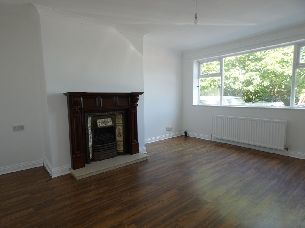 Lounge- click for photo gallery